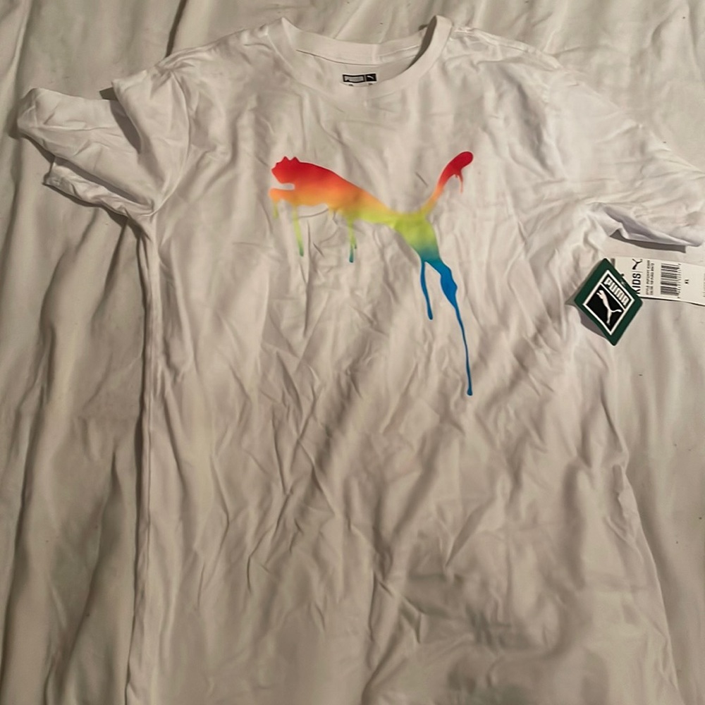 Boys Puma tshirt new with tags size XL 18/20